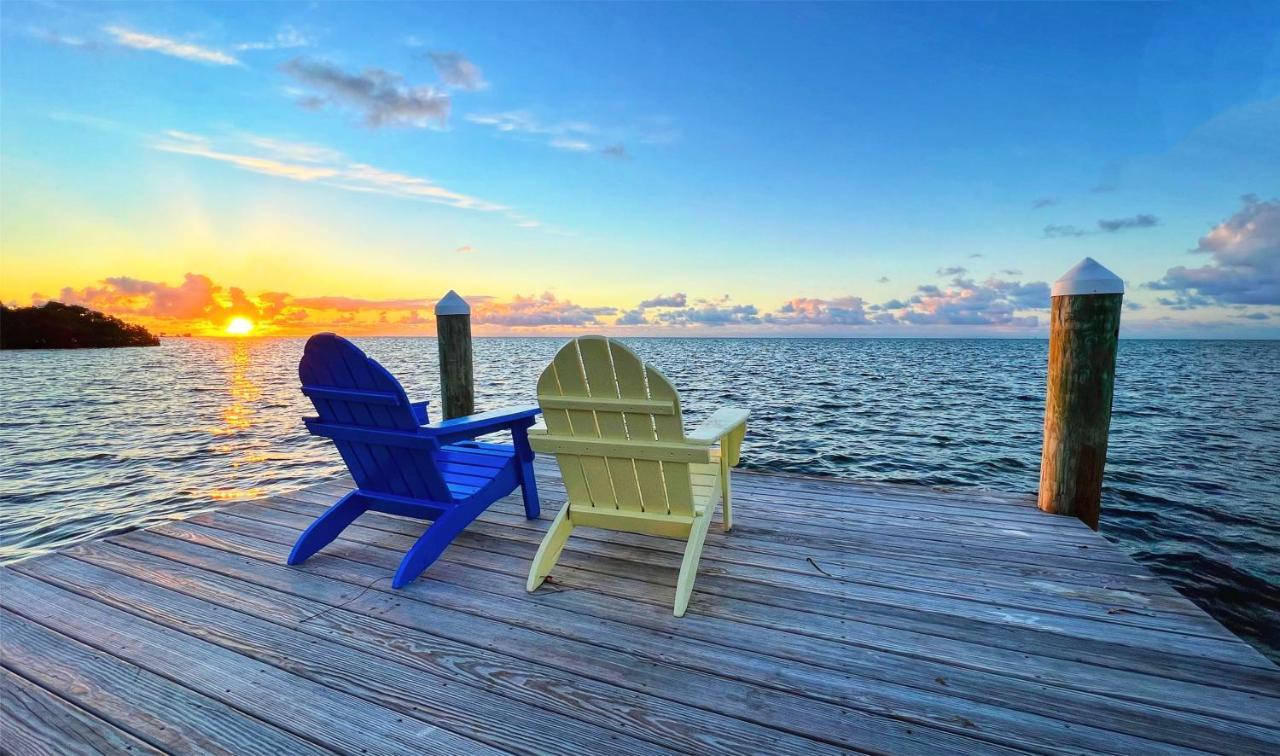 Pines & Palms Resort Islamorada Exterior photo