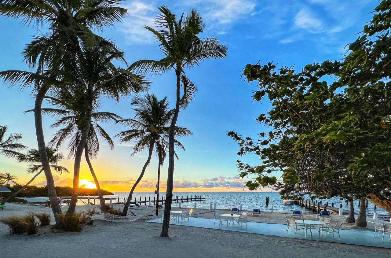 Pines & Palms Resort Islamorada Exterior photo