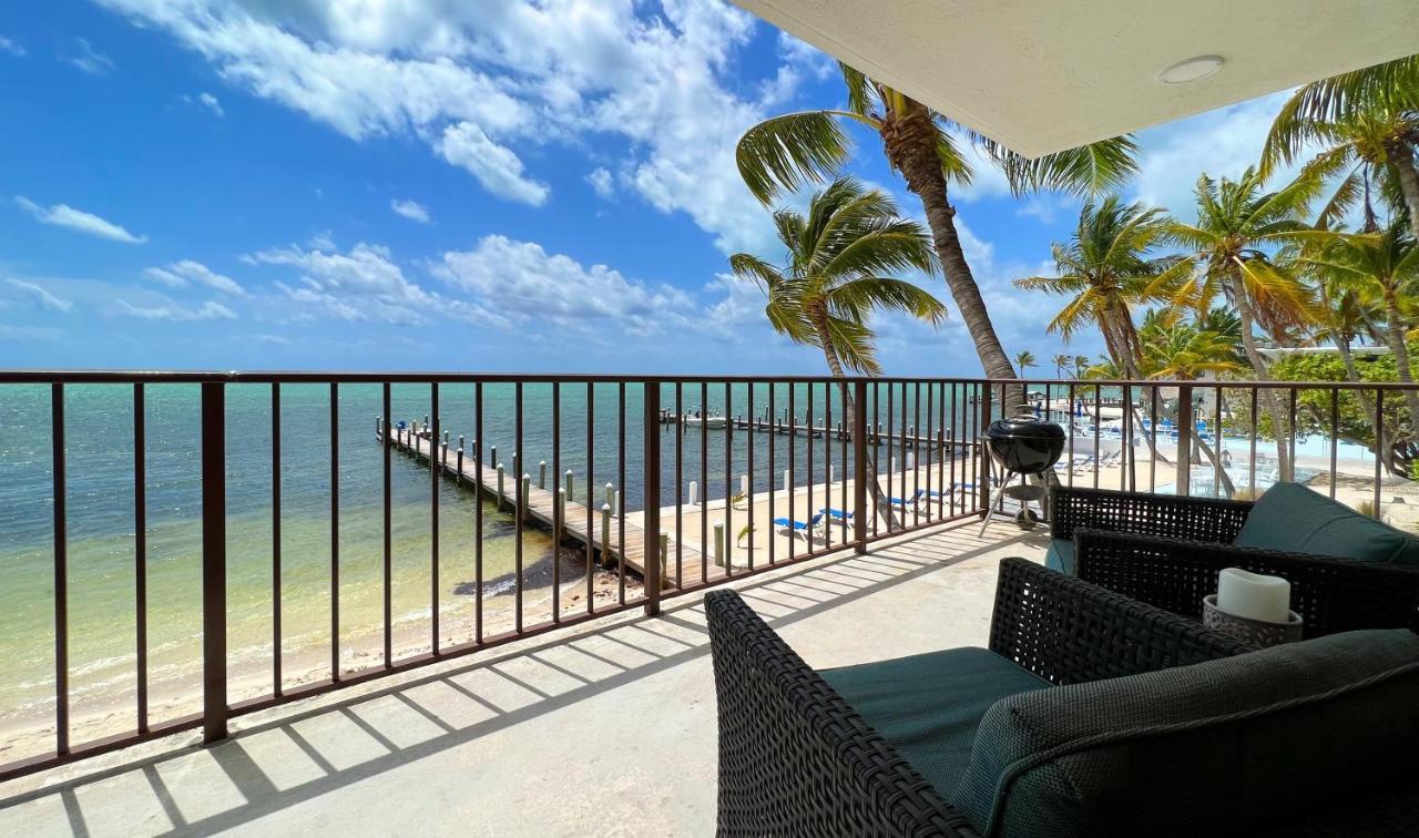 Pines & Palms Resort Islamorada Exterior photo